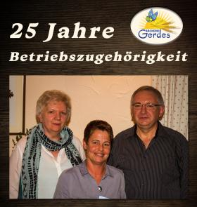 Christa Schuler, Marlies Vollmer, Willi Schuler (von links)